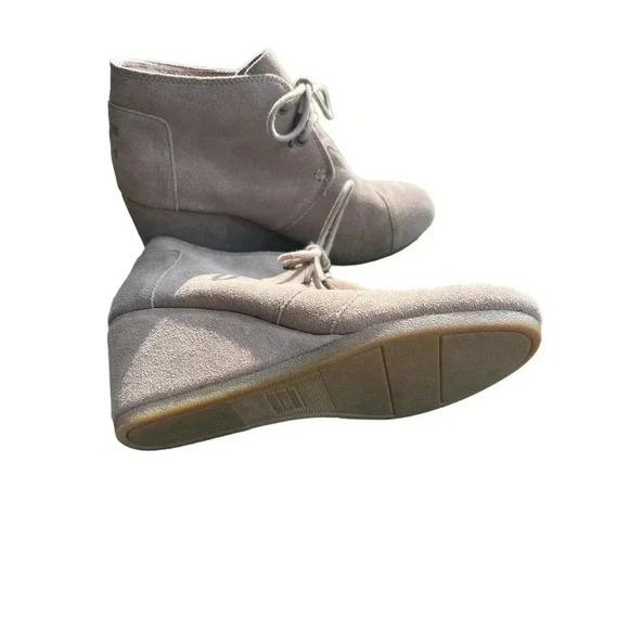 Tom’s khaki faux suede wedge booties 7 - Picture 7 of 7